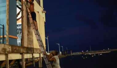 Hurricane Polo lashes Mexico's Baja California Sur, carries on toward mainland
