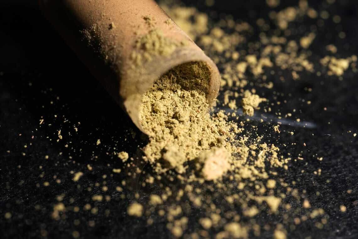 How many smoke shops in Sacramento are selling addictive, illegal products?