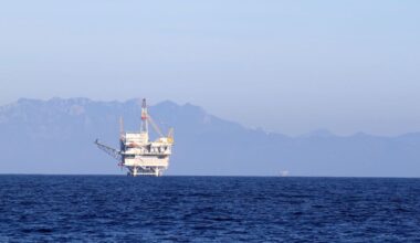 California advocates fear federal review could strip coastal commission's say on drilling
