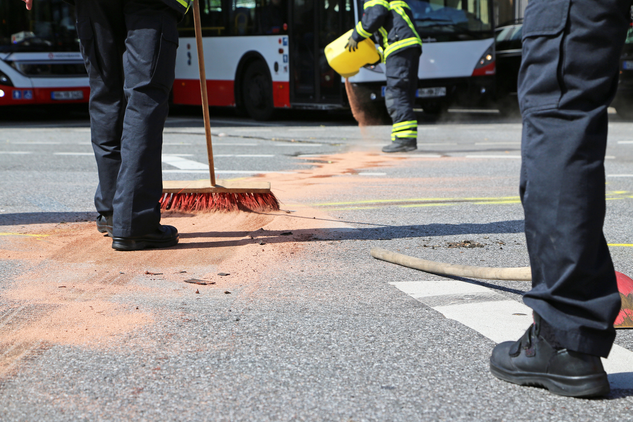 Big Rig Spills Diesel on Highway 50 in Sacramento - Sacramento Injury Attorneys Blog
