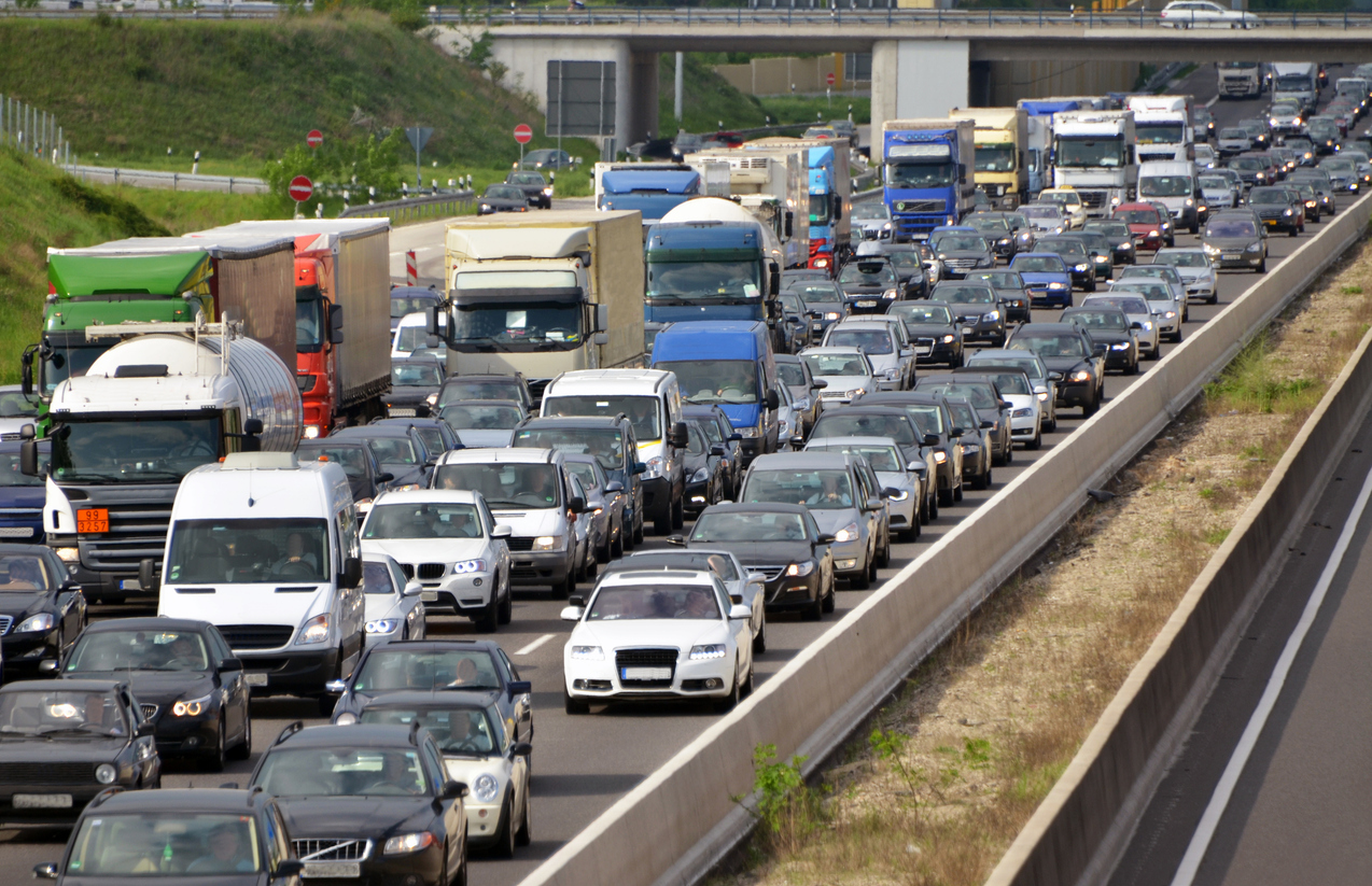 Four-Vehicle Crash With Injuries Blocks Westbound I-80 Near Greenback Lane - Sacramento Injury Attorneys Blog