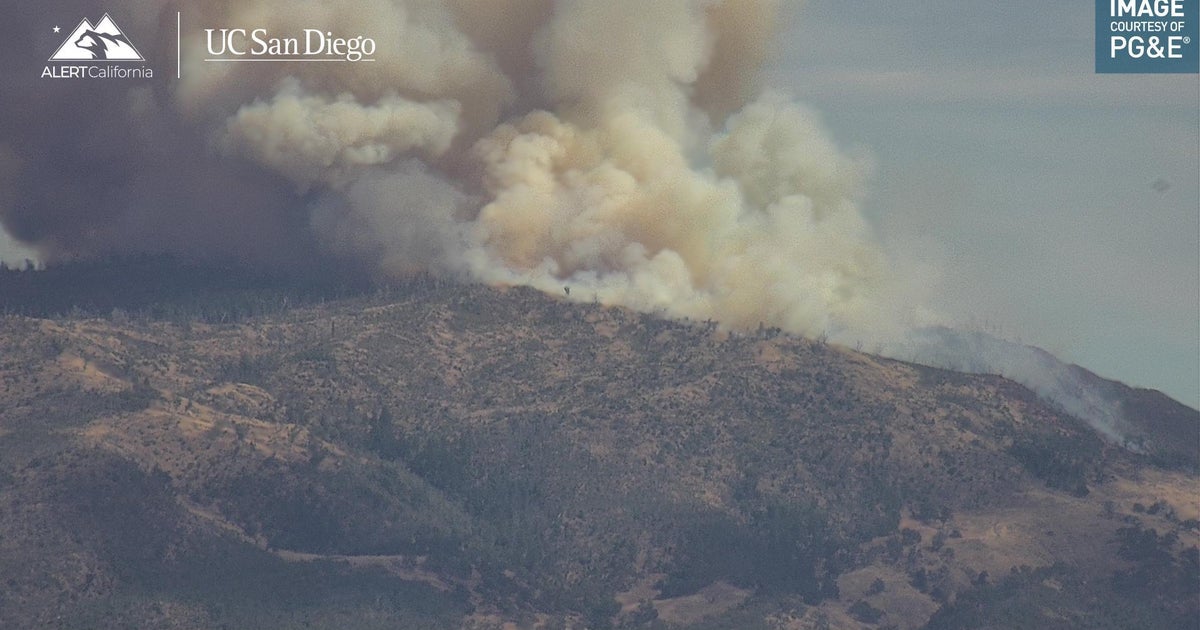 Lucas Fire burns 400 acres Mendocino-Lake county line as evacuations ordered