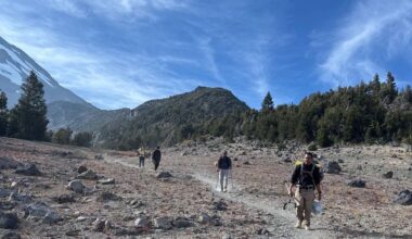 Hikers rescued from California's Mount Shasta after ascent planned with incorrect AI information