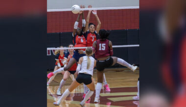 Oakland volleyball tops Riverdale 3-0
