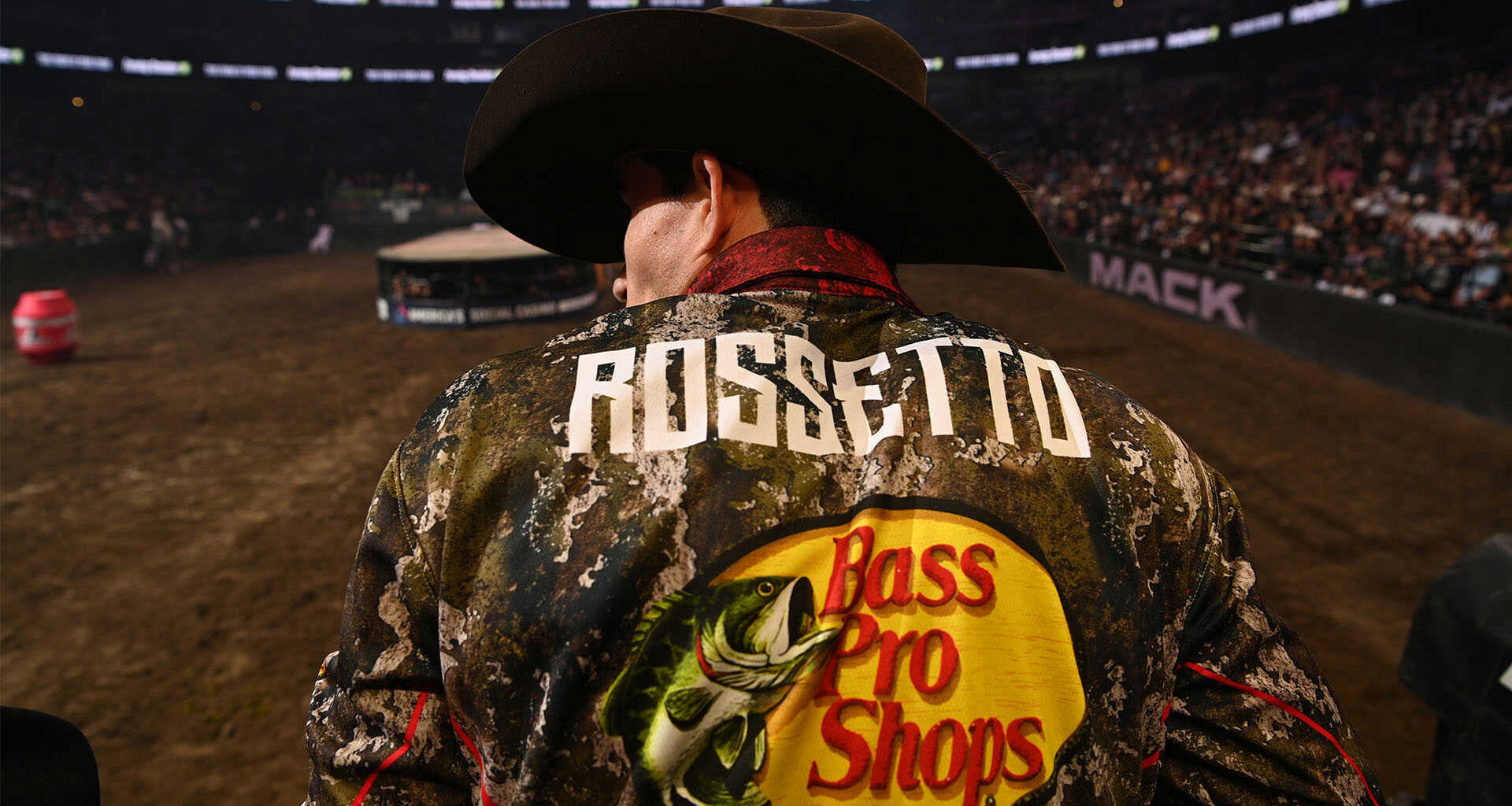 Rossetto nearly erases Leme’s MVP lead as Missouri rolls again in Anaheim
