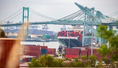 The US Ports That Would Stop A State's Economy