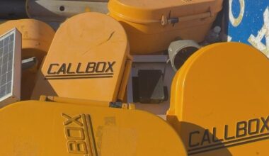 Sacramento region removes roadside call boxes after more than 30 years