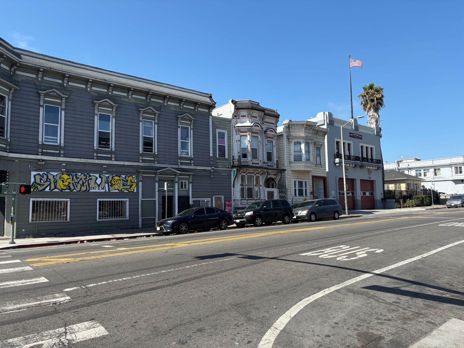 the blade east oakland