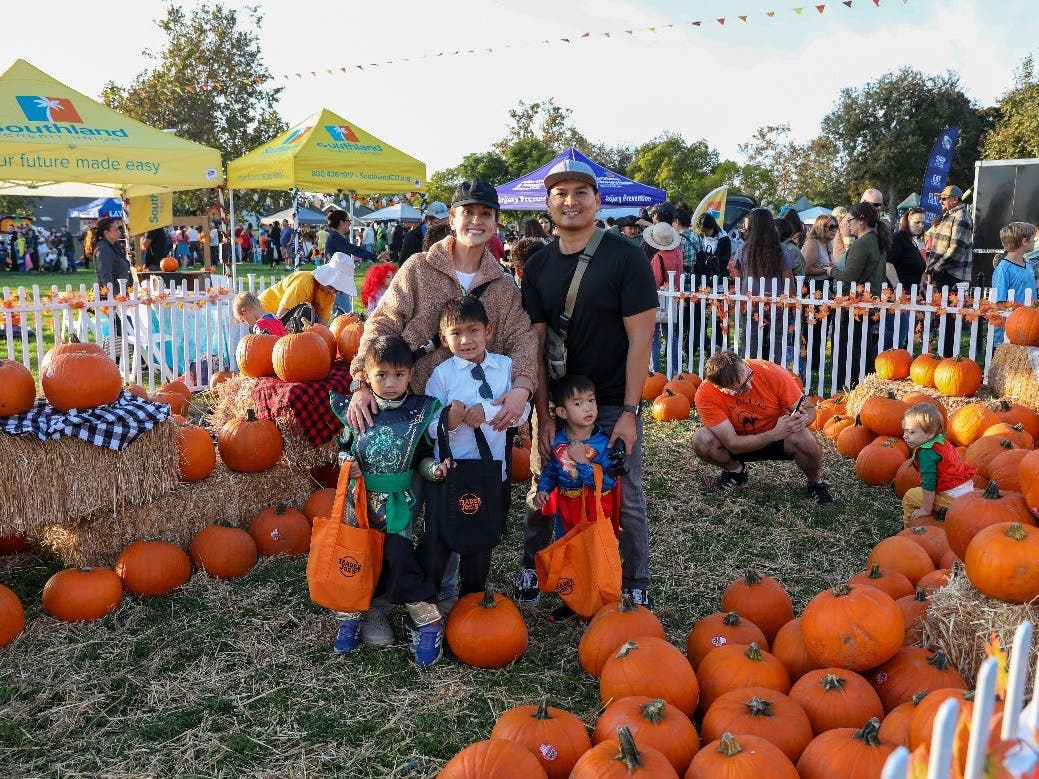 Los Alamitos Hosts Annual Trunk-Or-Treat Event