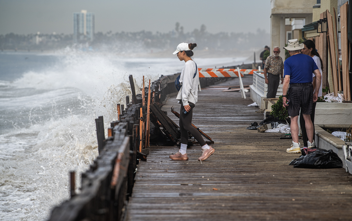 Waves demolished this beach and tore at homes’ foundations: why this storm was different • Long Beach Post News