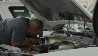 Extreme heat straining car AC units, San Diego repair shop owner says
