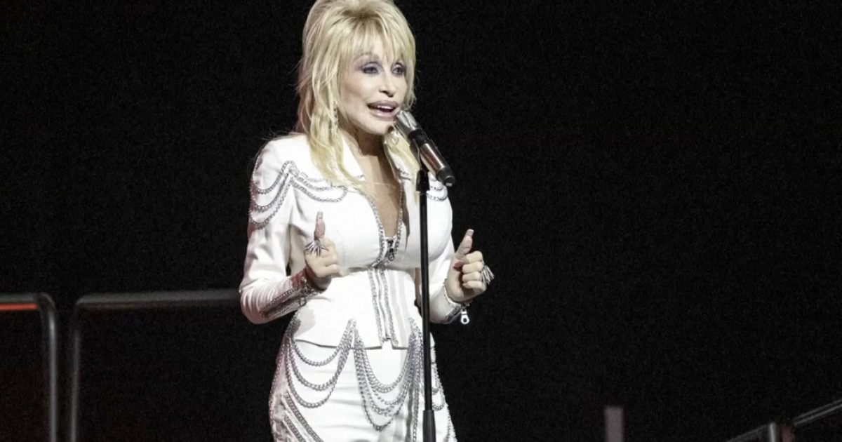 Bakersfield senator helps make Sept. 25 Dolly Parton Day in California