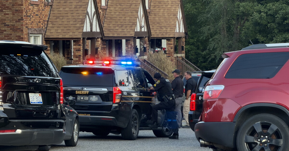 Infant dead following a shooting in Pontiac, says sheriff's office