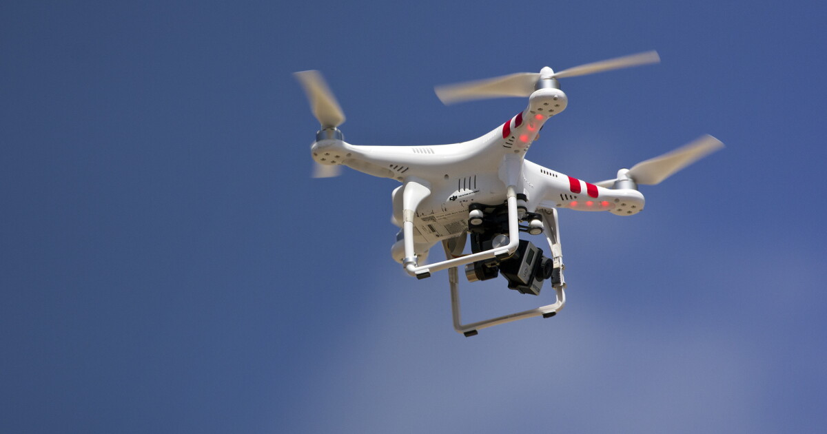 Oakland to use drones in anti-dumping campaign