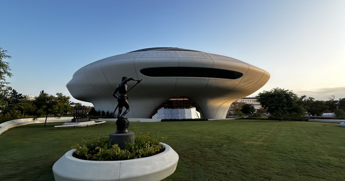 Lucas Museum of Narrative Art opens its doors to fans from LA and galaxies far away