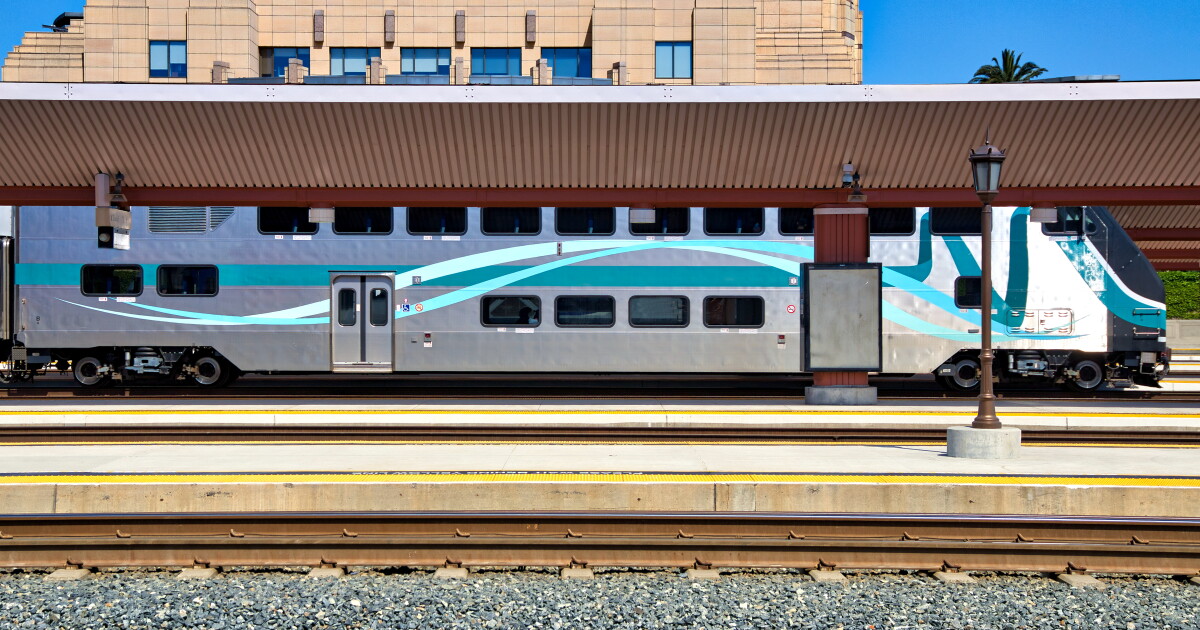 OC Transportation Agency funds Metrolink for another quarter as service hangs in the balance