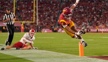 No. 14 USC routs Fresno State 39-0 behind Jayden Maiava, promising freshmen