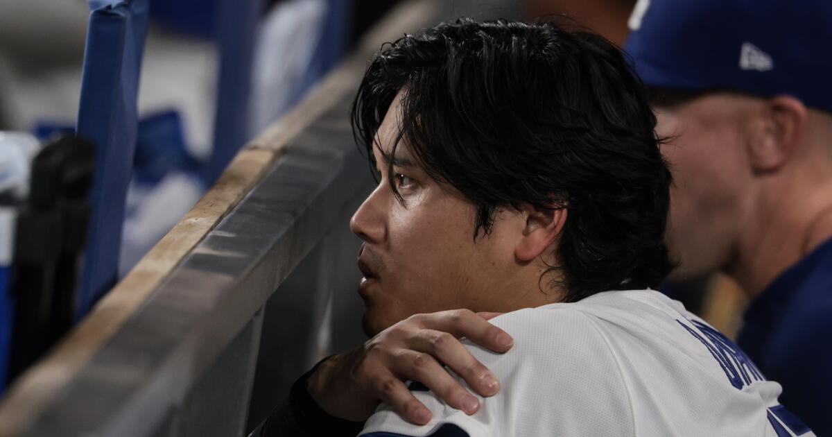 Shohei Ohtani injury scare could alter Dodgers' October plans