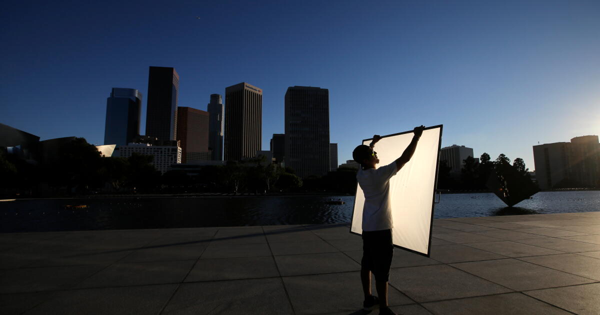 Hollywood would get 20% federal film tax credit with proposed new bill