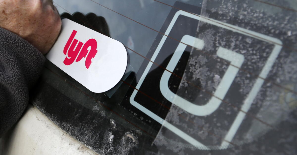 California clears the way for Uber and Lyft driver union