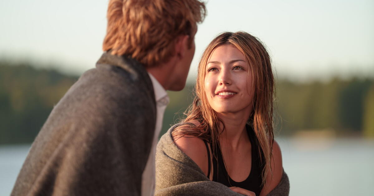 'Crew Girl' review: Netflix's latest YA show combines rowing and romance