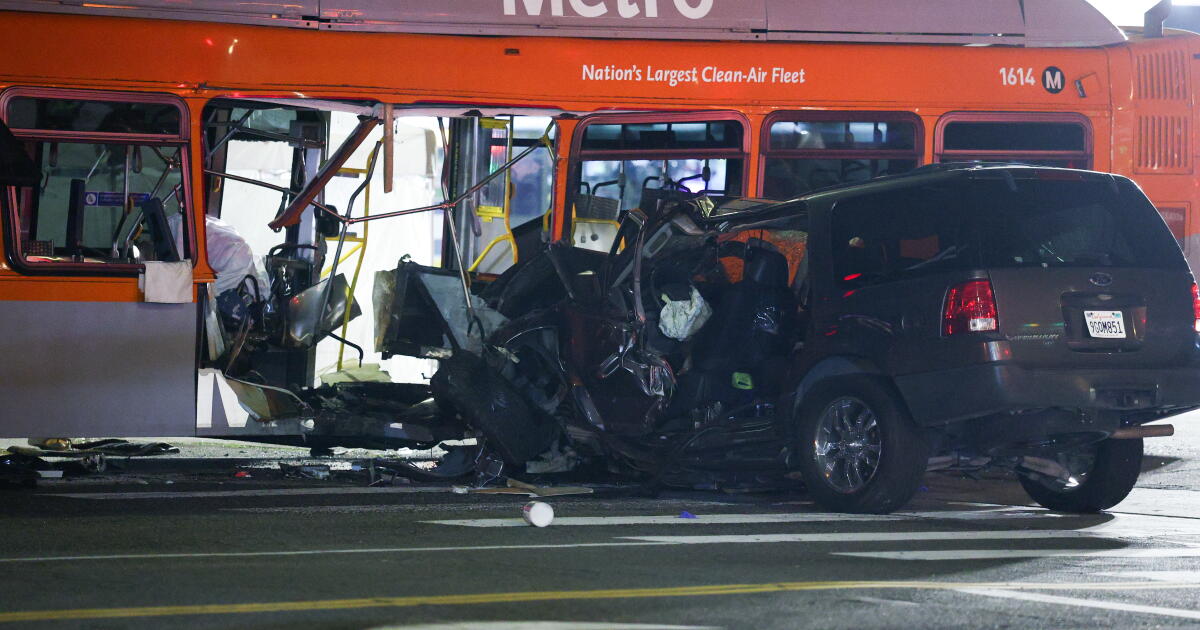 Woman was high when she plowed her SUV into a Metro bus, killing 2, prosecutors say