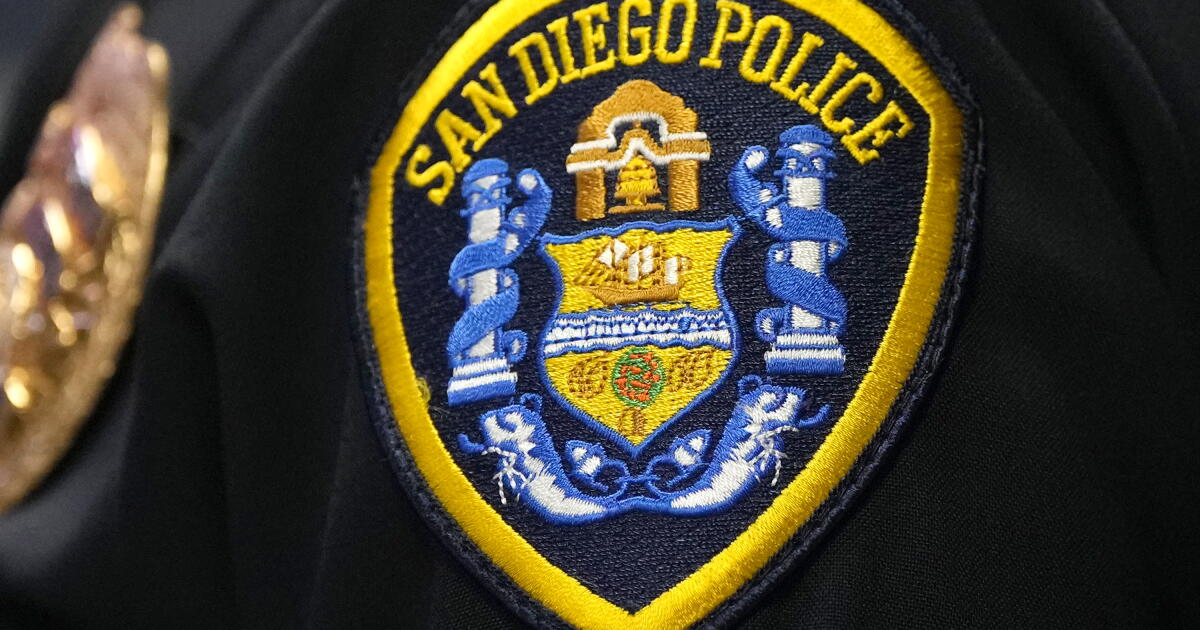 San Diego police fatally shoot man who set K-9 on fire