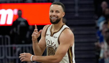 Stephen Curry agrees to $116-million contract with Warriors
