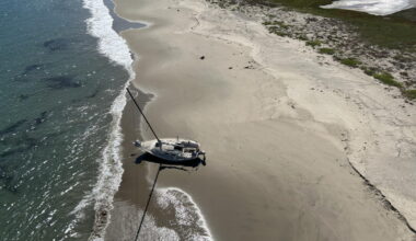 Coast Guard rescues sailor after boat runs aground on Santa Rosa Island
