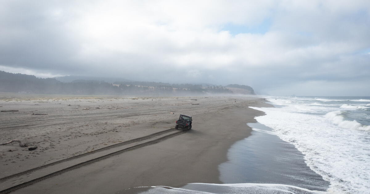 A disappearing California beach and the fight over driving on the sand