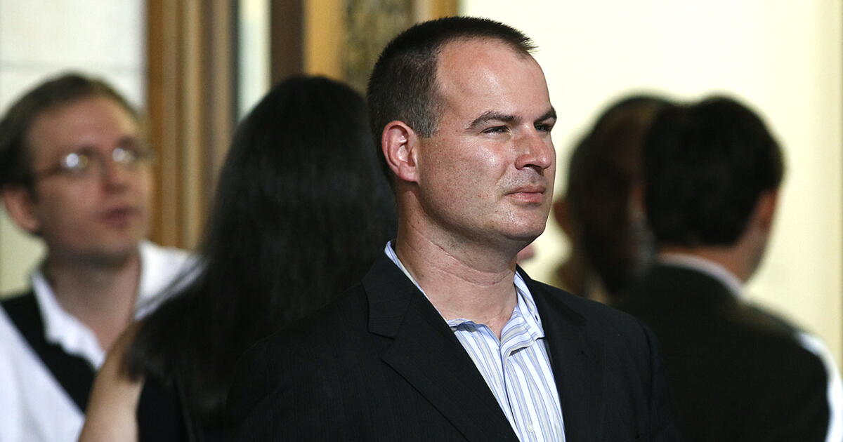 Son of prominent L.A. lobbyist accused of drunkenly ramming dad with car