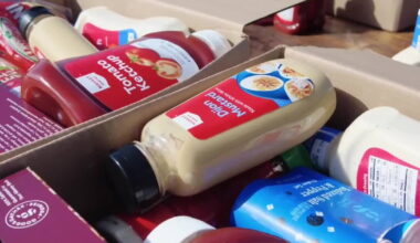 Nonprofit eases military family moves with free food