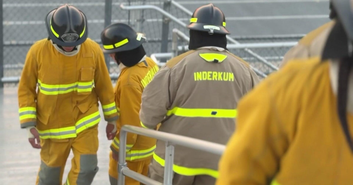 Sacramento students honor 9/11 firefighters with 63-round stair climb