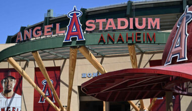 New Angels owner plans $2.5B Anaheim stadium, according to nobody at all, apparently – Field of Schemes