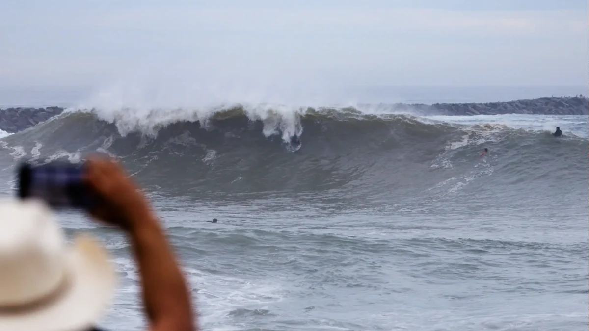 Another Round of Hurricane Surf Is Coming for California