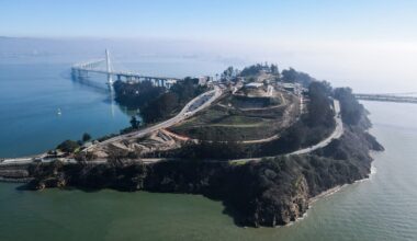 Cherry-Picker That Fell Off Flatbed Truck Led to Yerba Buena Island Ramp Closure, Traffic