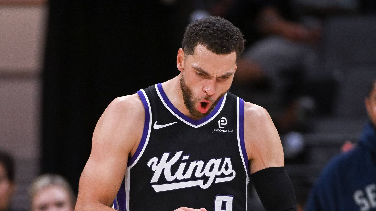 Projected Kings Starting Lineup and Rotation After Week 1 of Training Camp