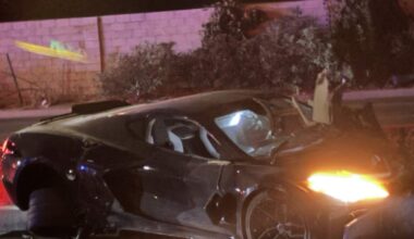 Two injured in suspected DUI crash at Herndon/Van Ness