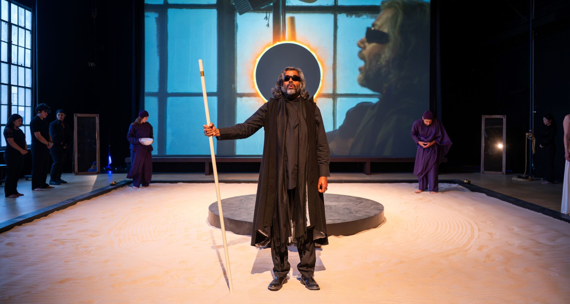 Review: 'King Lear' by Oakland Theater Project is too load, chaotic
