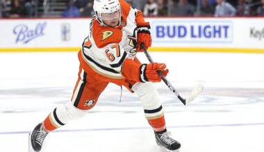 After 14 NHL games, Ducks defence prospect signs for 6 years with $7.2M US AAV