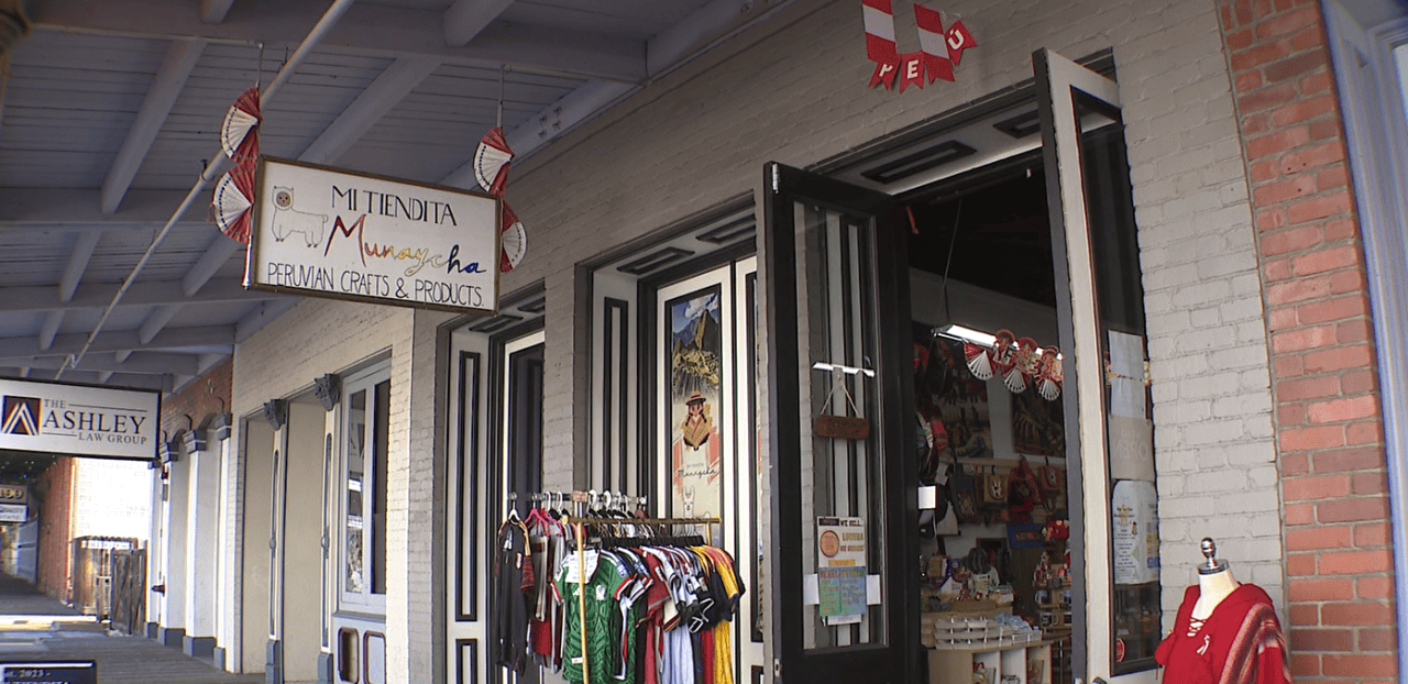 Sacramento Peruvian shop owner seeks last customers before closing