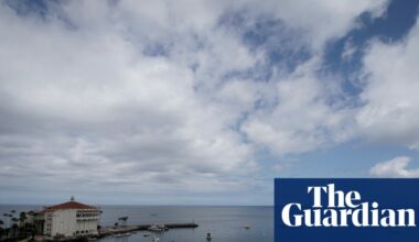 Police divers find body of person missing after helicopter crash near LA | California