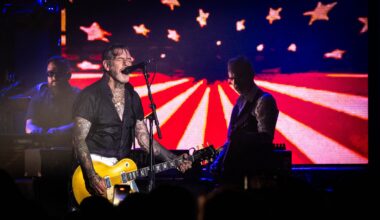 Social Distortion roars through Hollywood homecoming at the Palladium – San Gabriel Valley Tribune
