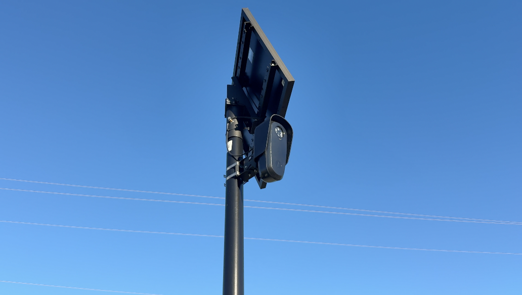 Oakland County Sheriff's Flock camera in Madison Heights