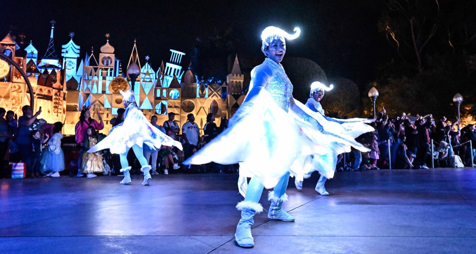 When are the cheapest and priciest times to visit Disneyland? – Daily Bulletin