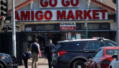 Police swarmed infamous Oakland liquor store suspected of pedaling drugs, stolen property
