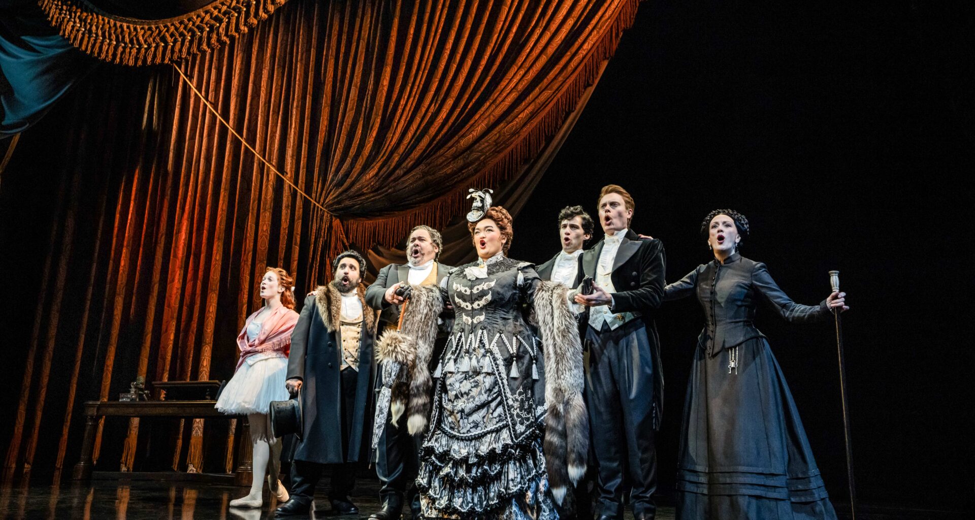 'Phantom of the Opera' actor rejoices in return to Bay Area