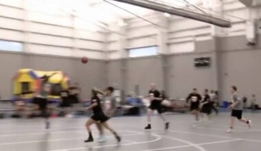 Oakland County Sheriff’s PAL program brings deputies, kids together for basketball game