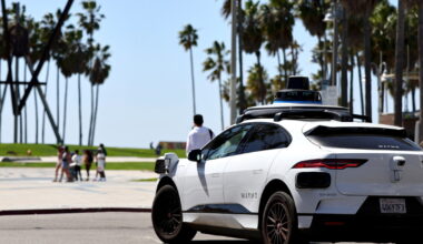 What experts say about LA’s autonomous cars and their safety record