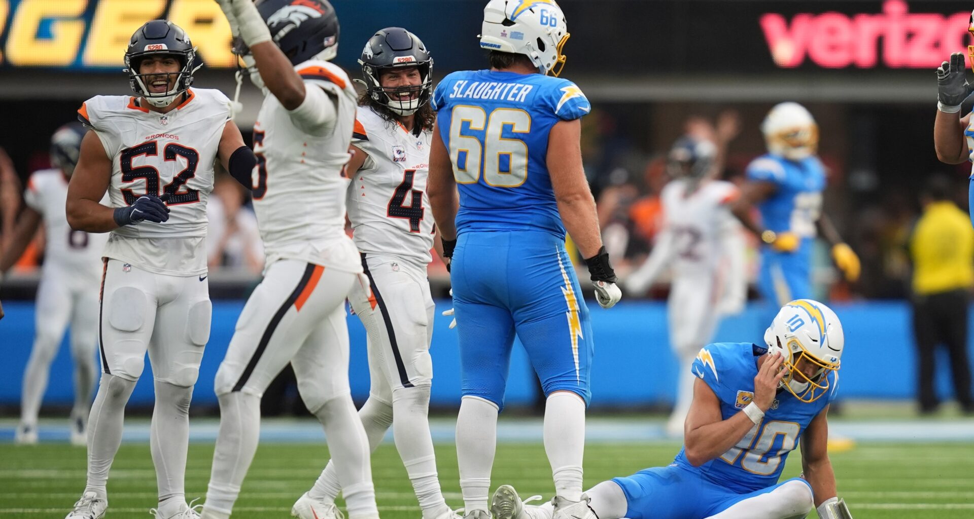 PHOTOS: Denver Broncos top Los Angeles Chargers 23-17 in NFL Week 5